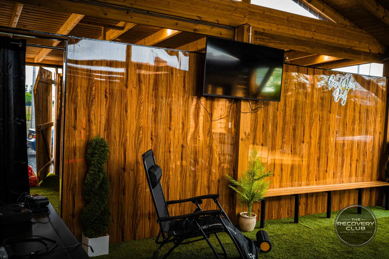 The recovery lounge